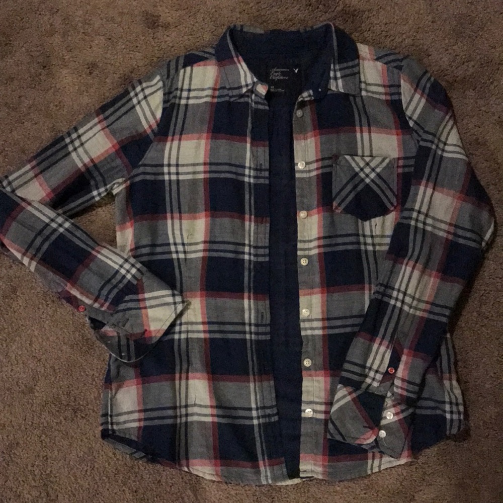 American Eagle Plaid Button Down Shirt